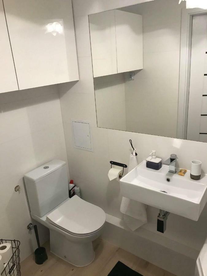 Black Rose Apartament Targi 3 Km, F-Ry Vat Кельце Екстер'єр фото